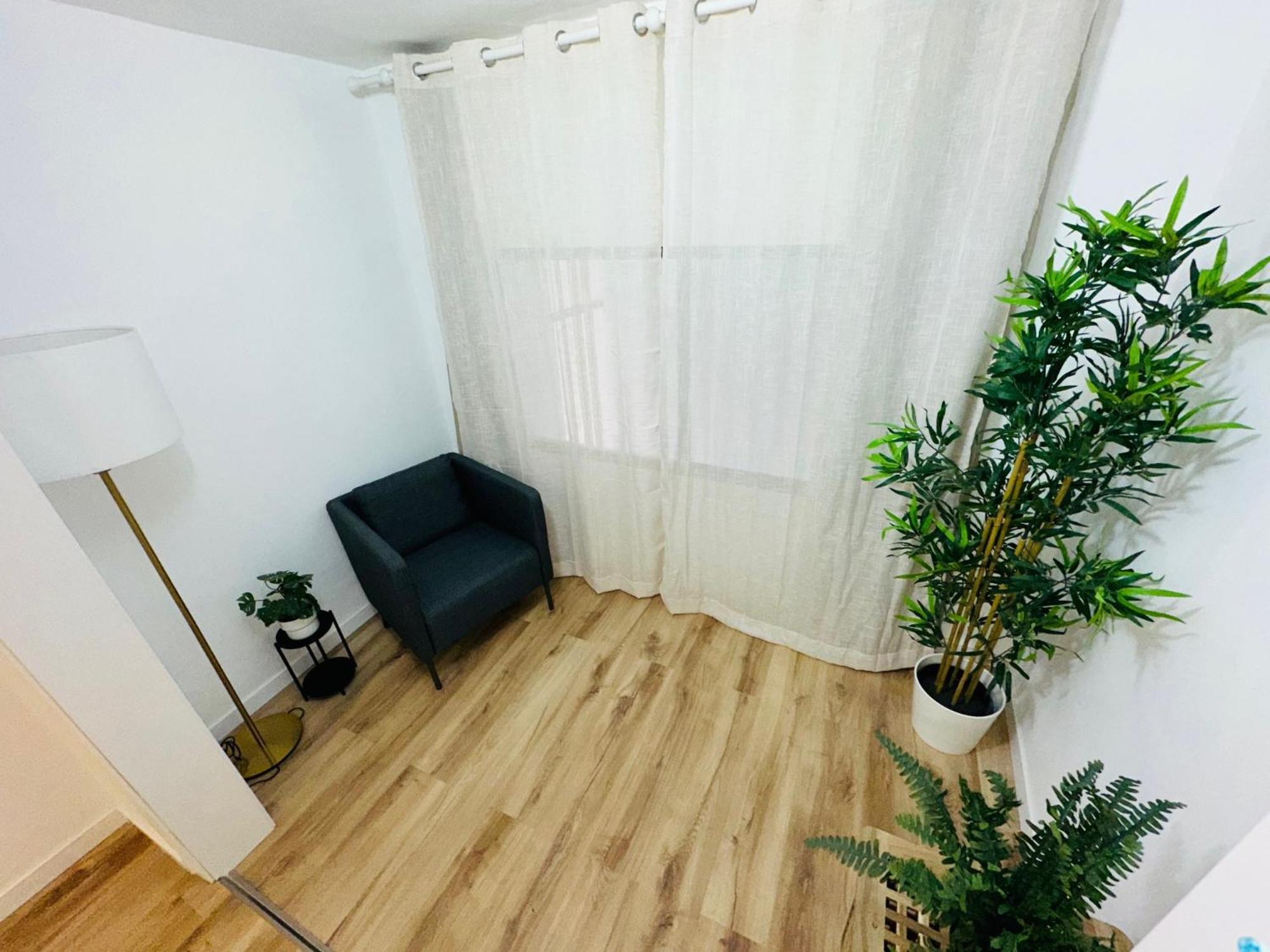 Central Flat Los Cristianos Square Guincho  المظهر الخارجي الصورة